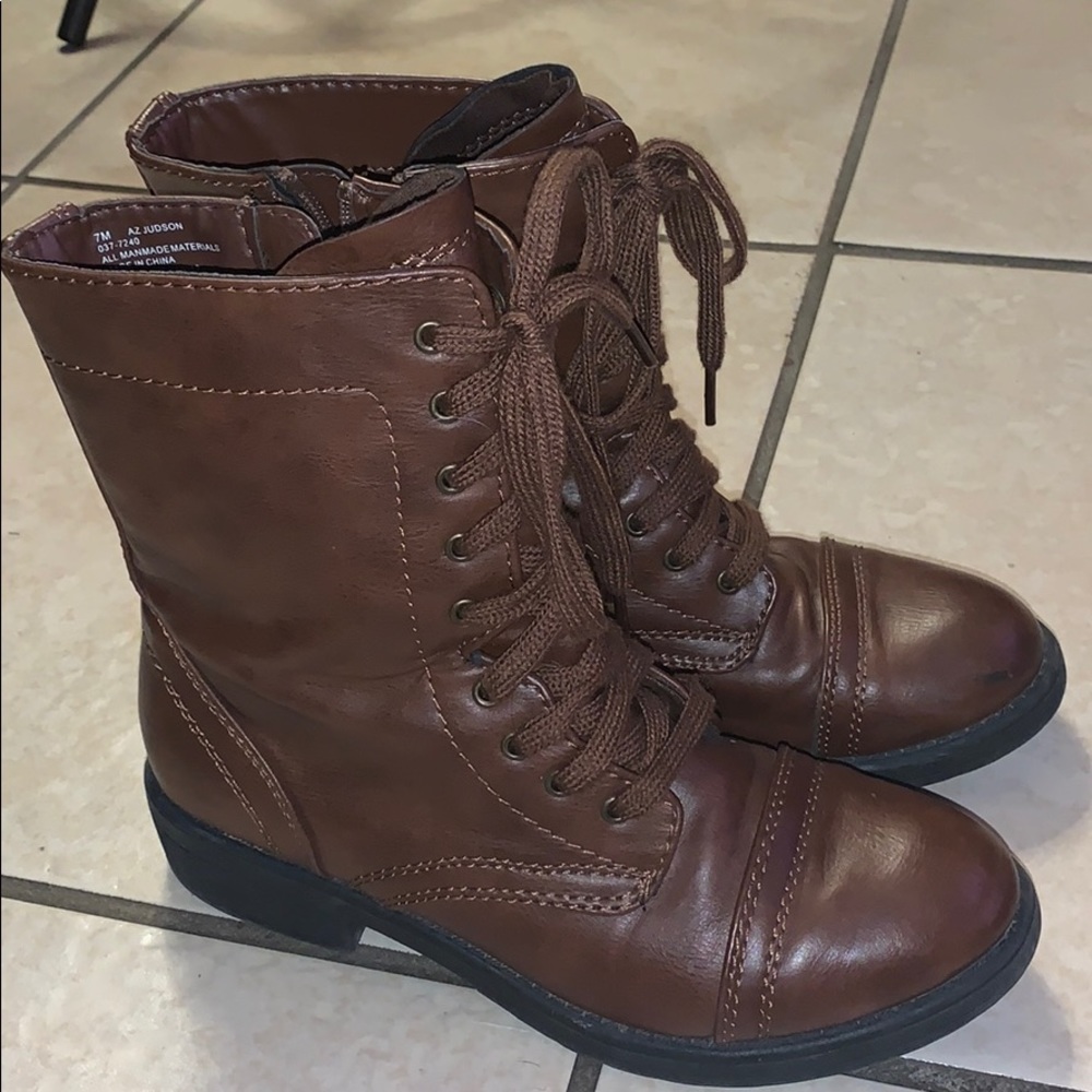 Women’s Brown Arizona Jeans Co. Combat Boots